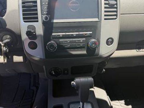 Used 2019 Nissan Frontier S AWD/4WD image 9