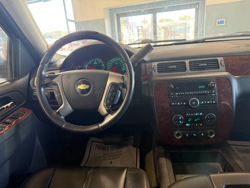 Used 2011 Chevrolet Tahoe LT RWD image 14