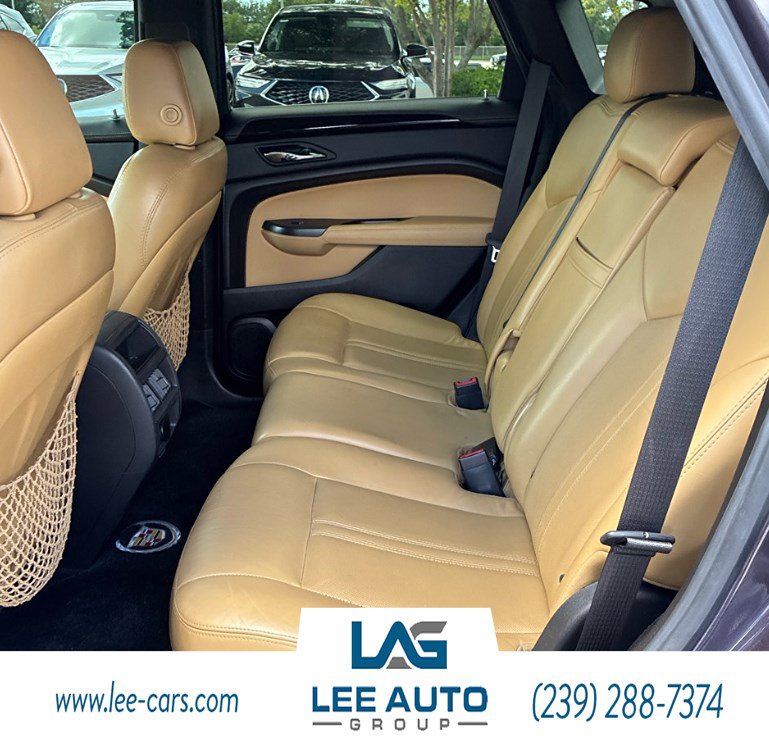 Used 2015 Cadillac SRX Luxury FWD image 3