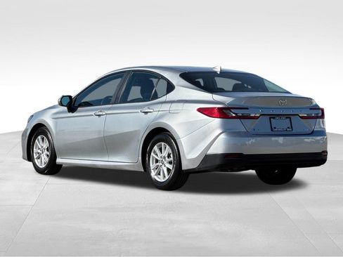 Used 2025 Toyota Camry LE FWD image 3