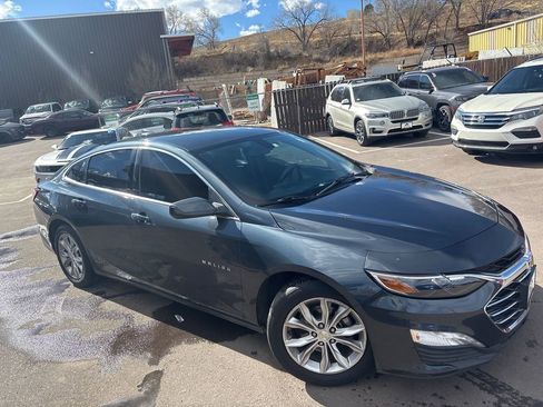 Used 2020 Chevrolet Malibu LT image 1