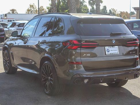 New 2026 BMW X5 sDrive40i w/ M Sport Package image 4