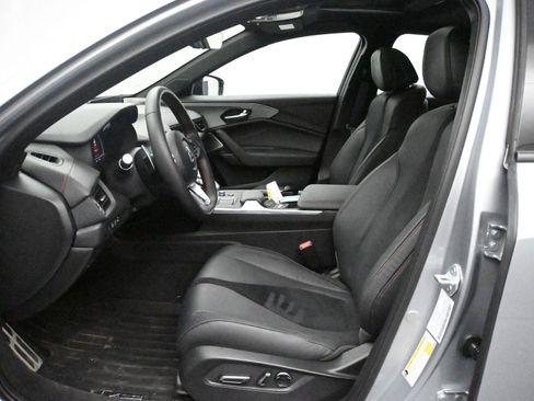 Certified 2025 Acura TLX SH-AWD w/ A-SPEC Pkg image 9