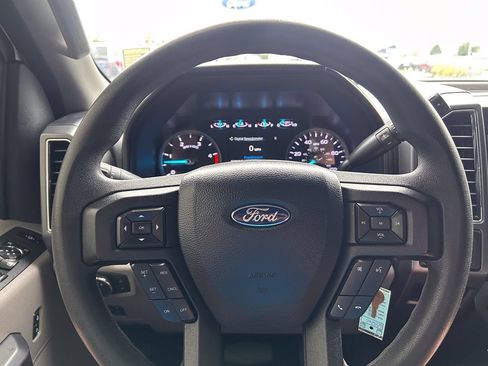 Used 2019 Ford F250 XLT w/ XLT Premium Package AWD/4WD image 31