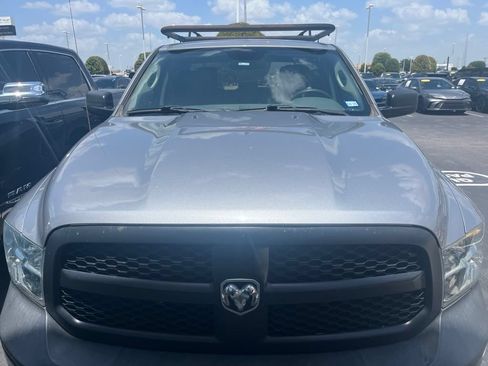 Used 2019 RAM 1500 Tradesman RWD image 2