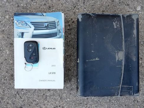 Used 2013 Lexus LX 570 4WD w/ Luxury Pkg w/Pre-crash image 52