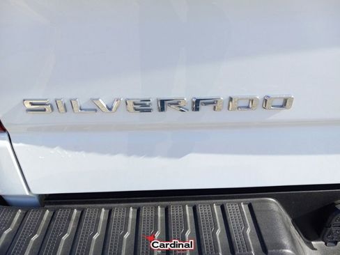 Used 2025 Chevrolet Silverado 1500 Custom Trail Boss w/ LPO, Dark Essentials Package image 6