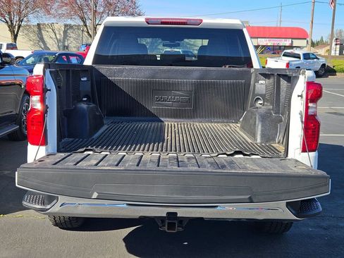 Used 2021 Chevrolet Silverado 1500 LT AWD/4WD image 25