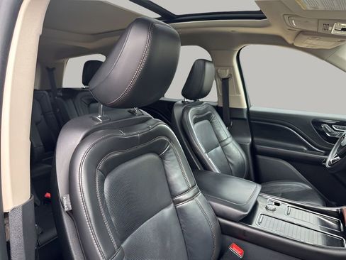 Used 2022 Lincoln Aviator Reserve w/ Elements Package Plus image 15