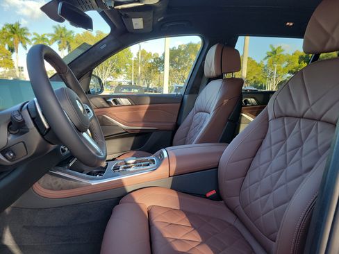 New 2026 BMW X7 xDrive40i image 11