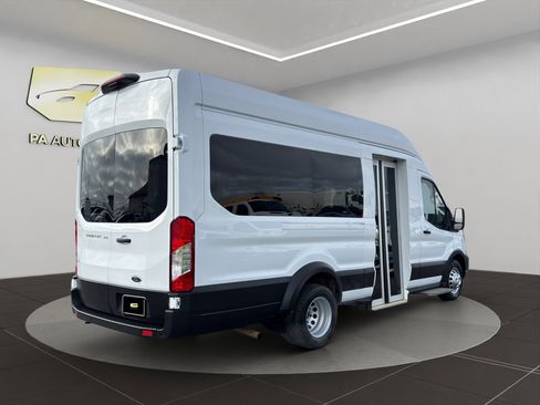 Used 2022 Ford Transit 350 XL image 7
