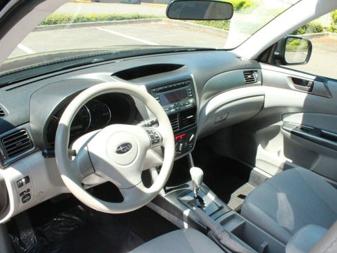Used 2011 Subaru Forester 2.5X AWD/4WD image 12