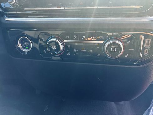 Used 2022 GMC Sierra 1500 Elevation AWD/4WD image 24