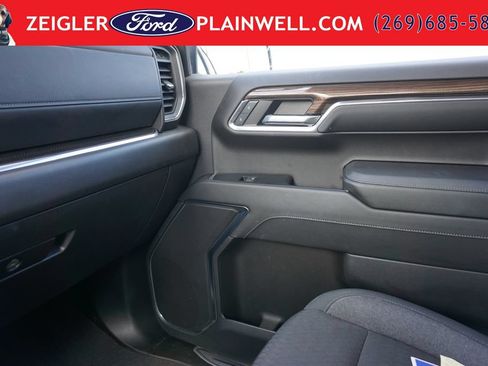 Used 2024 Chevrolet Silverado 1500 LT AWD/4WD image 29
