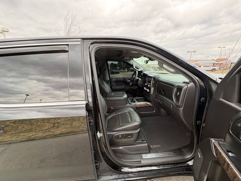 Used 2021 GMC Sierra 1500 Denali w/ Denali Ultimate Package image 30