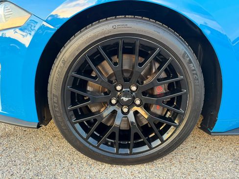 Used 2022 Ford Mustang GT w/ GT Performance Package RWD image 17