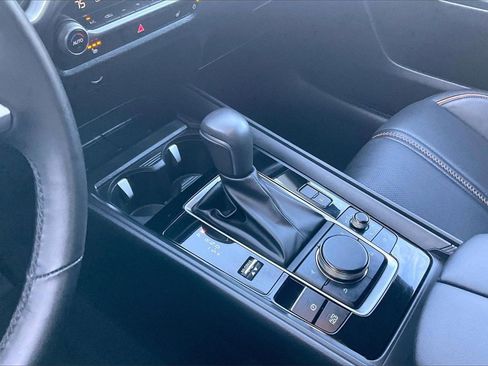 Certified 2025 MAZDA CX-50 AWD 2.5 Hybrid w/ Premium Pkg image 17