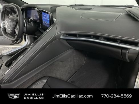 Used 2022 Chevrolet Corvette Stingray Premium Cpe w/ Engine Appearance Package image 27