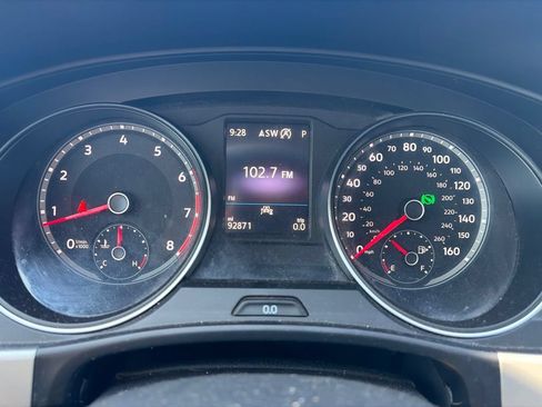 Used 2021 Volkswagen Atlas SE FWD image 35
