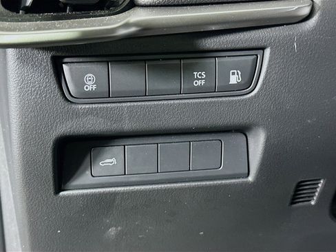Used 2024 MAZDA CX-90 Plug-In Hybrid w/ Preferred AWD/4WD image 17