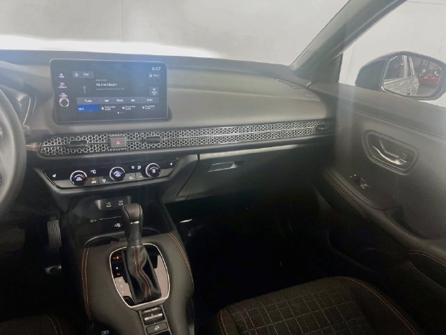 Certified 2026 Honda HR-V Sport image 15