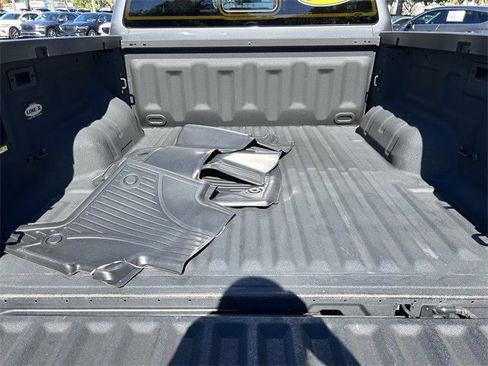 Used 2024 Ford Ranger Lariat w/ FX4 Off-Road Package image 16