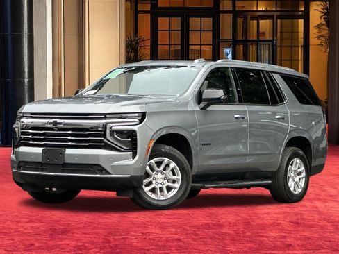 Used 2025 Chevrolet Tahoe LT w/ Comfort Package image 2