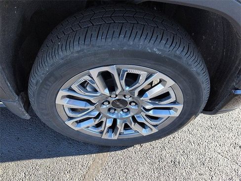 Used 2023 GMC Sierra 1500 Denali Ultimate image 8