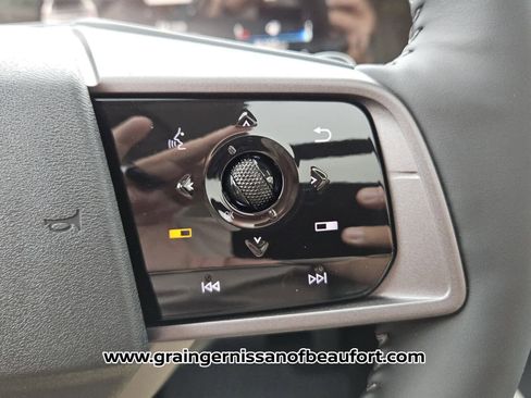 New 2026 Nissan Murano Platinum AWD/4WD image 13