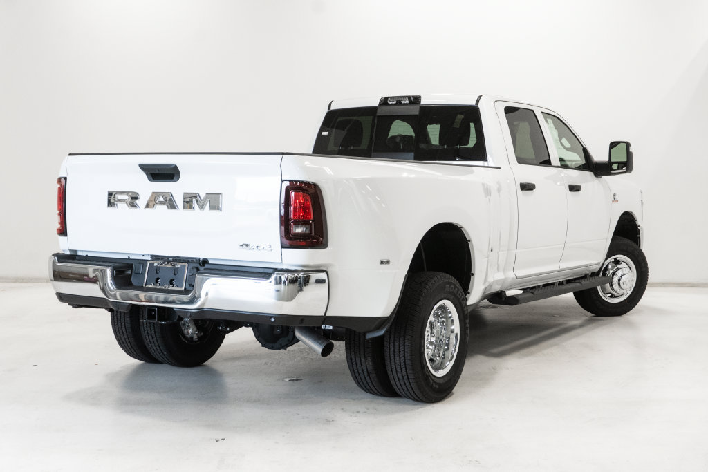New 2027 RAM 3500 Tradesman AWD/4WD image 27