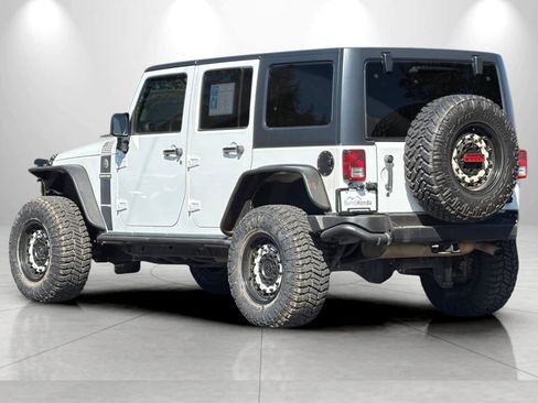 Used 2018 Jeep Wrangler Unlimited Sport AWD/4WD image 6