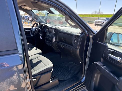 Used 2021 Chevrolet Silverado 1500 Custom image 14