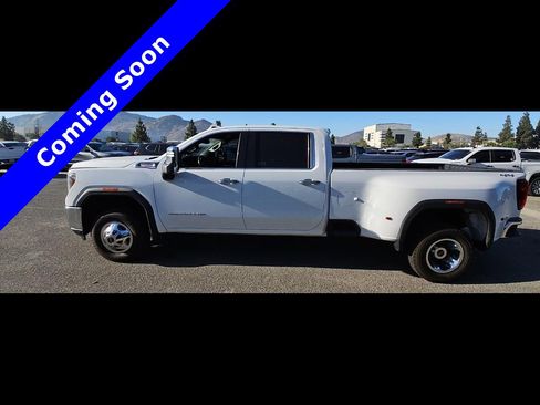 Used 2021 GMC Sierra 3500 SLT w/ SLT Convenience Package AWD/4WD image 8