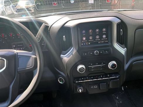 Used 2024 GMC Sierra 1500 Pro w/ Graphite Edition AWD/4WD image 6