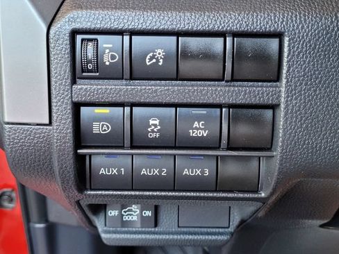 Certified 2024 Toyota Tacoma TRD Off-Road w/ TRD Off Road Upgrade Package AWD/4WD image 17