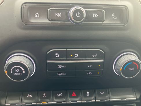 Used 2023 Chevrolet Silverado 1500 Custom RWD image 23