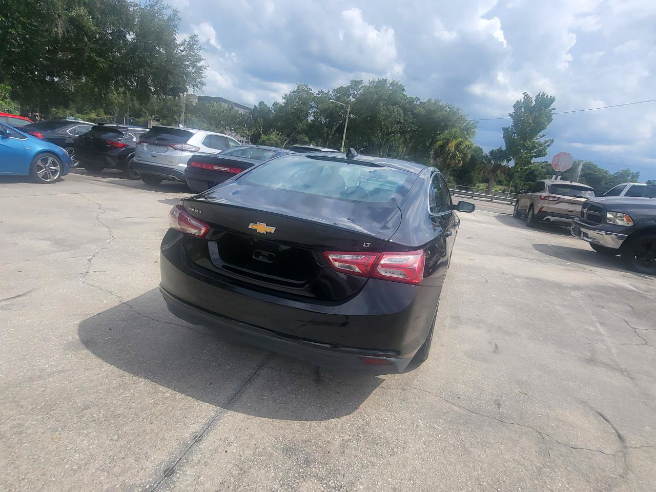 Used 2019 Chevrolet Malibu LT FWD image 34