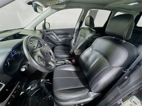 Used 2018 Subaru Forester 2.5i Touring w/ Popular Package #3B image 19