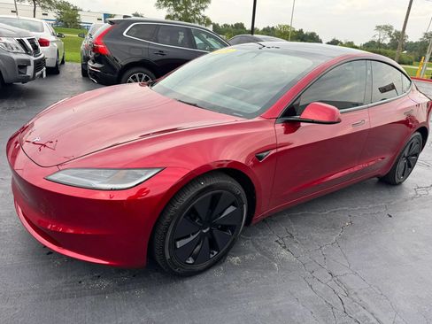 Used 2024 Tesla Model 3 Standard Range RWD image 3