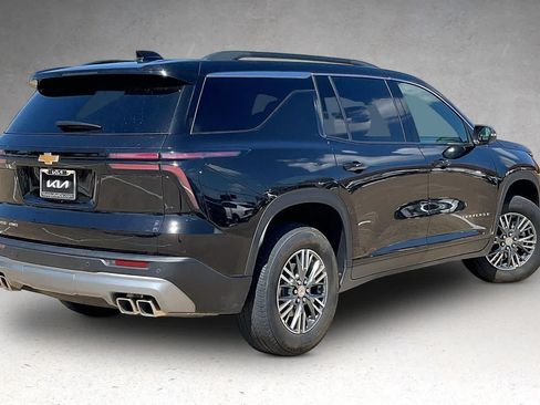 Used 2025 Chevrolet Traverse LT AWD/4WD image 20