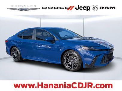 Used 2025 Toyota Camry SE w/ Convenience Package
