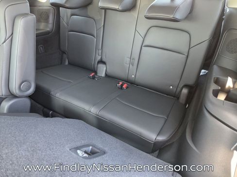 New 2026 Nissan Pathfinder SL AWD/4WD image 10