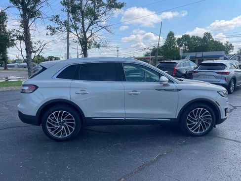 Used 2019 Lincoln Nautilus Reserve AWD/4WD image 8