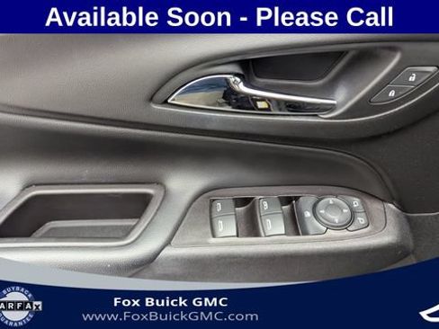 Used 2020 Chevrolet Equinox LT FWD image 34
