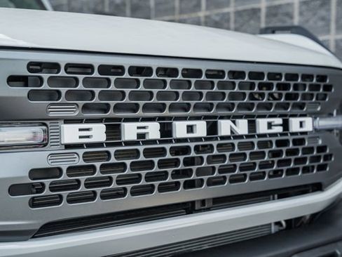 New 2026 Ford Bronco Badlands w/ Sasquatch Package AWD/4WD image 15