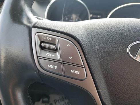 Used 2017 Hyundai Santa Fe Sport image 16