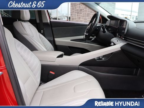 Used 2023 Hyundai Elantra Limited FWD image 10