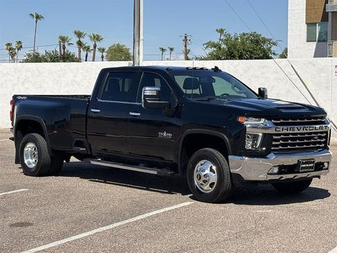 Used 2022 Chevrolet Silverado 3500 LTZ w/ LTZ Texas Edition AWD/4WD image 3