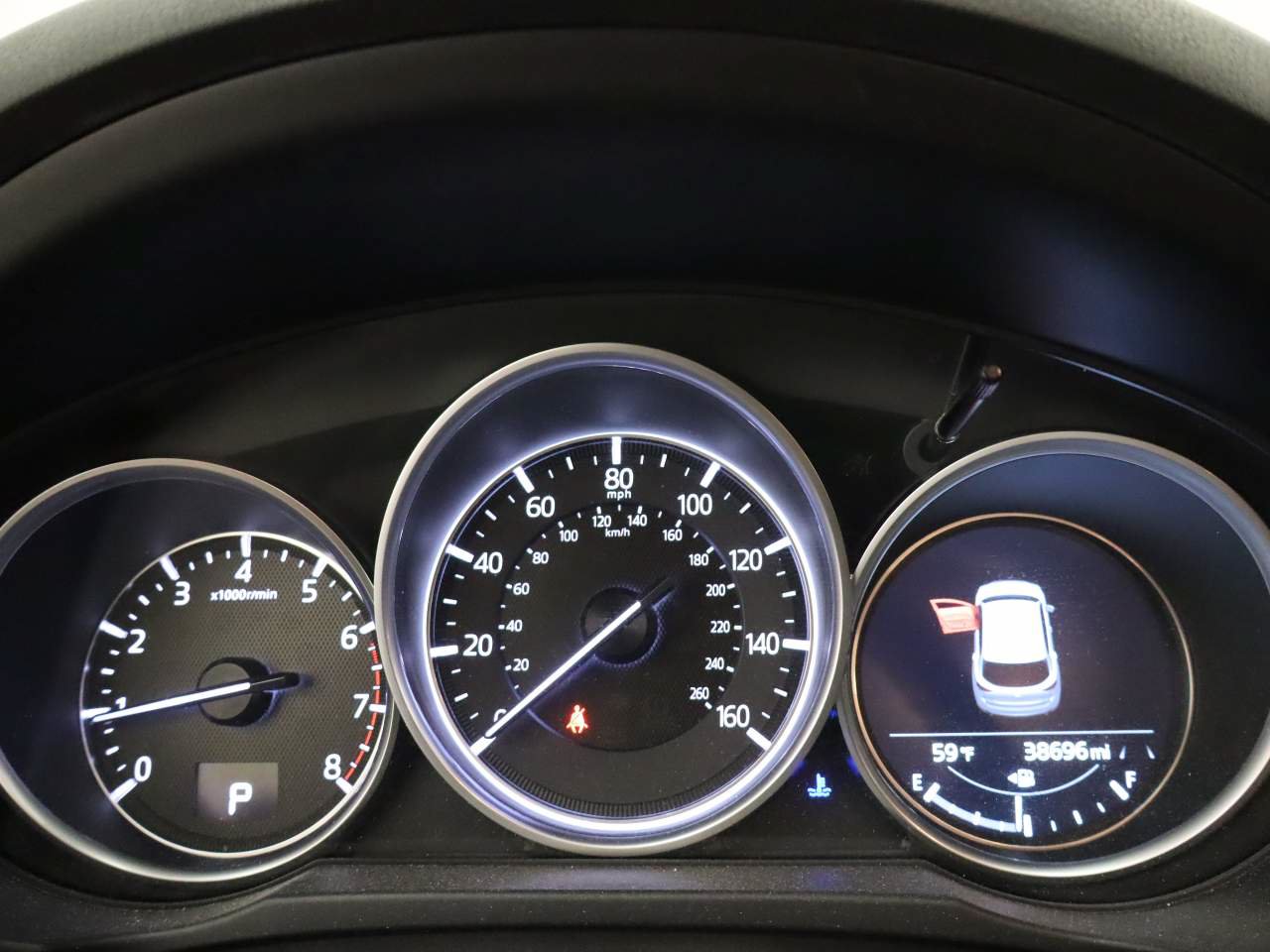 Used 2018 MAZDA CX-5 Touring w/ Preferred Equipment Package FWD image 4