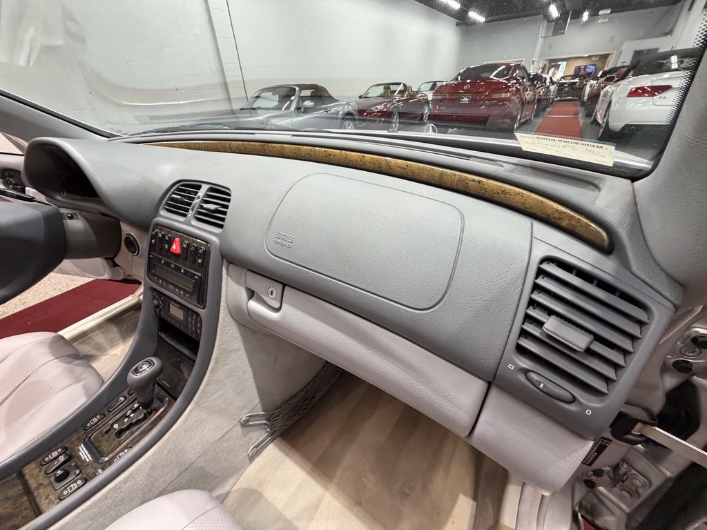 Used 2000 Mercedes-Benz CLK 430 Cabriolet image 41